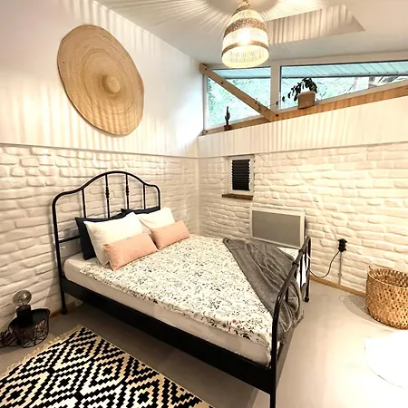 Modern And Spacious 3-bedroom Entire House