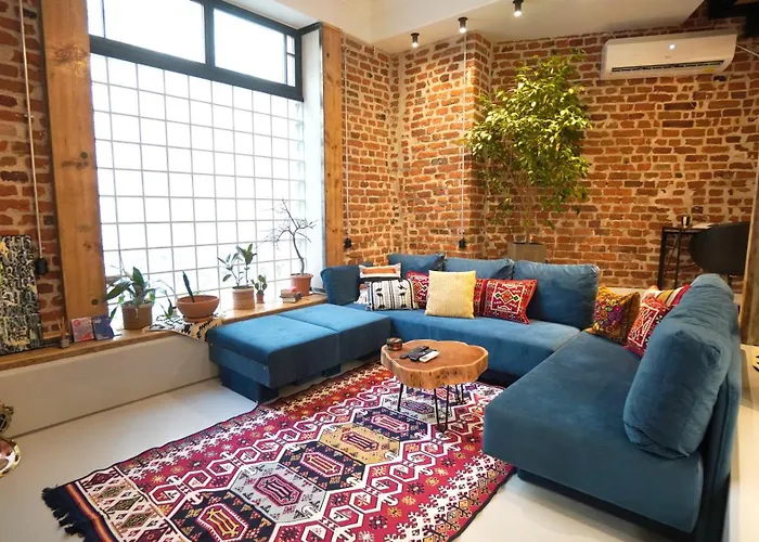 Modern And Spacious 3-bedroom Entire House ソフィア