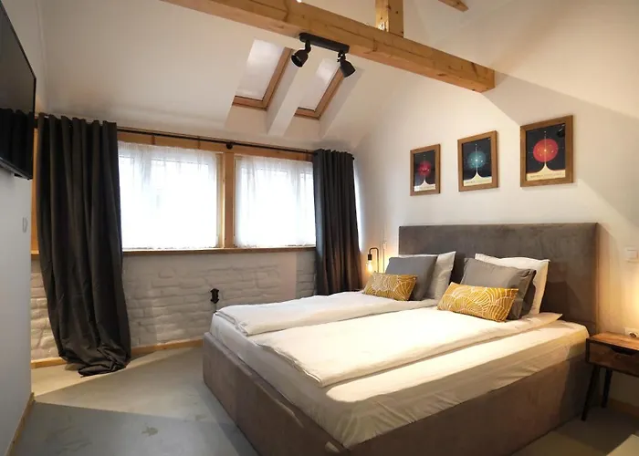 Modern And Spacious 3-bedroom Entire House * ソフィア