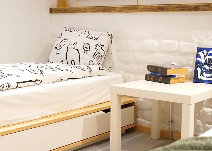 Modern And Spacious 3-bedroom Entire House アパート *