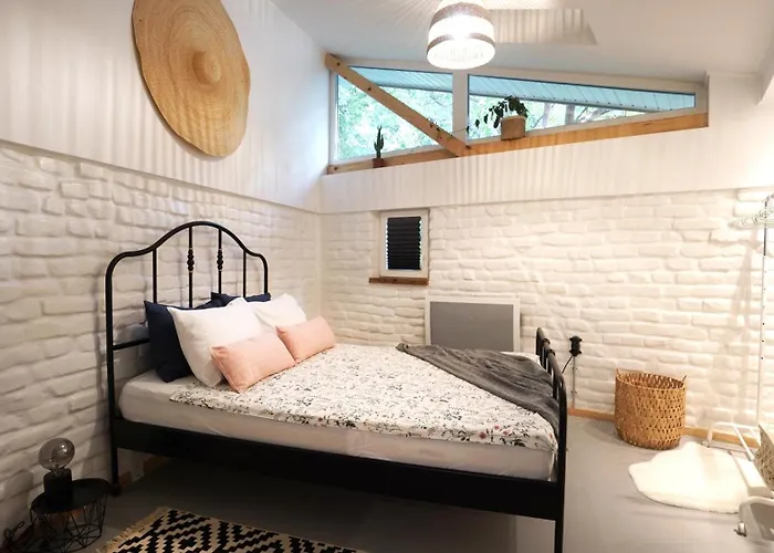 アパート Modern And Spacious 3-bedroom Entire House ソフィア